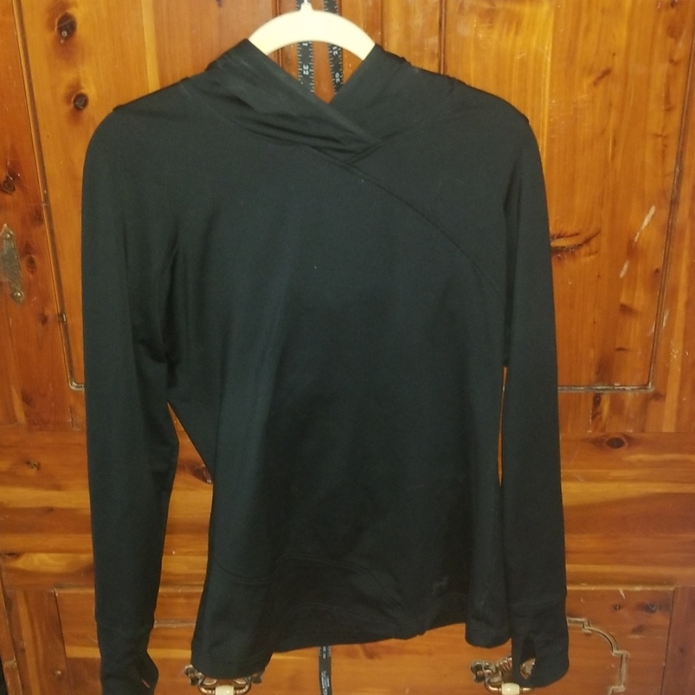 Under armour cold gear hooded pull over